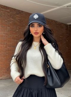 Sofi_999 in Bahrain - puta in Al Manama Photo 14 of 14