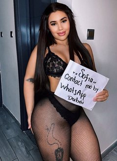 Sofi - escort in Abu Dhabi Photo 3 of 13