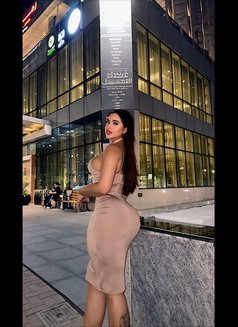 Sofi - escort in Dubai Photo 5 of 6