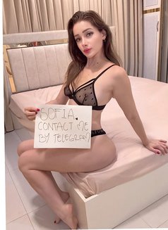 Sofi - escort in Muscat Photo 8 of 8
