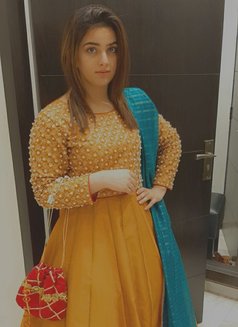 Sofia Hot Model - puta in Dubai Photo 2 of 10
