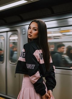 Vika 19y, Hot Teen - escort in Dubai Photo 10 of 10