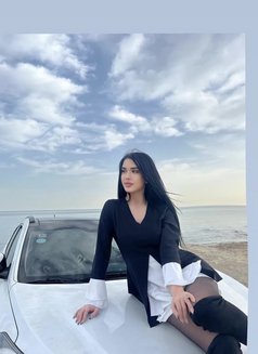 Sofia - puta in Dubai Photo 2 of 7