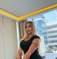 Vida - puta in Dubai