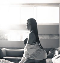 Sofia - puta in Dubai Photo 1 of 1