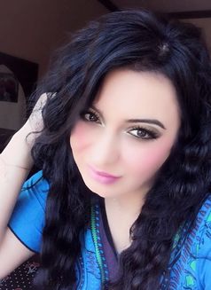 Sofia Curvy Courtesan - escort in Dubai Photo 2 of 9