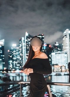SOFIA DIAZ Sweet Sensual Euro - escort in Singapore Photo 16 of 18
