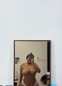 Sofia - escort in Al Manama Photo 5 of 5