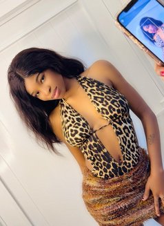 Sofia - escort in Muscat Photo 3 of 3