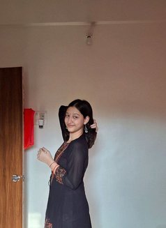 Sofia - escort in Hyderabad Photo 4 of 5