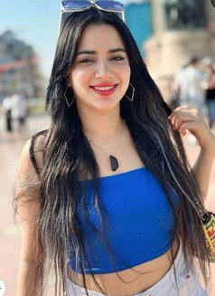 Sofia - puta in İstanbul Photo 5 of 8