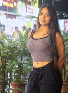 Sofia - escort in Singapore Photo 2 of 2