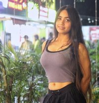 Sofia - escort in Singapore