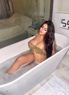 Sofia - puta in Dubai Photo 4 of 25