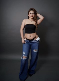 Sofia - escort in Abu Dhabi Photo 5 of 6