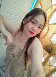 Sofia - escort in Singapore Photo 4 of 6