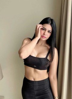 Sofia - escort in Jeddah Photo 6 of 6