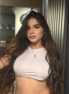 Sofia - escort in Manila Photo 3 of 6