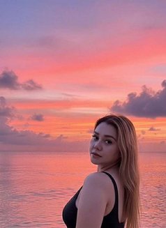 SoFiA - puta in Mumbai Photo 5 of 6