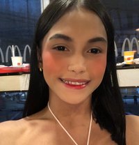 Sofia - Transsexual escort in Makati City