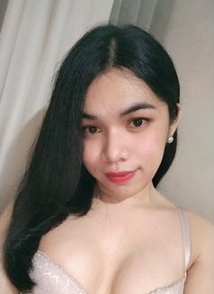 Sofia - Transsexual escort in Manila Photo 5 of 7