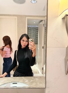 Sofia - Transsexual escort in Manila Photo 5 of 5
