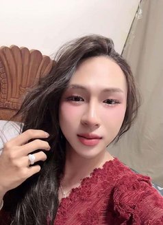 Sofia - Transsexual escort in Muscat Photo 1 of 3