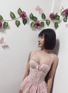 Sofia - Transsexual escort in Muscat Photo 2 of 3