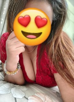 Sofia Flames | Exotic Massages - puta in Mumbai Photo 10 of 14