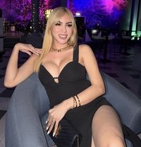 SOFİA FOX BIG DICK and CUM - Transsexual escort in Dubai Photo 10 of 20