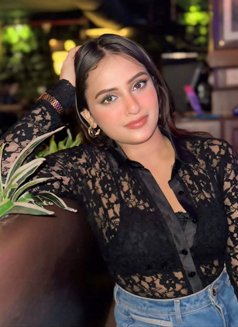 Sofia Gill - escort in Dubai Photo 2 of 3