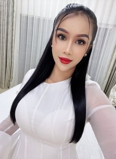 Sofia Hot Lady Thailand - escort in Dubai Photo 1 of 10