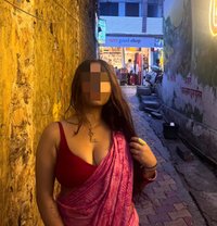 Sofia - escort in Kochi