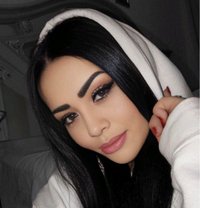 Sofia - puta in Pune Photo 1 of 12