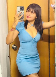 Sofia - escort in Pune Photo 5 of 12