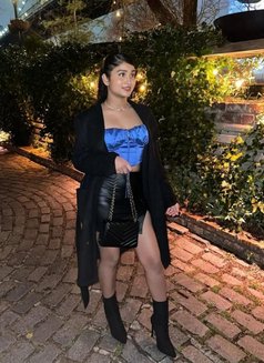 Sofia - escort in Pune Photo 9 of 12