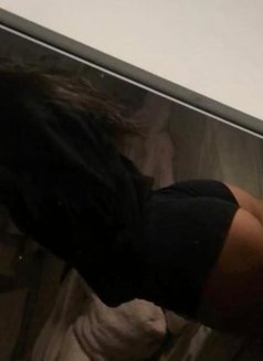 Sofia - escort in Muscat Photo 3 of 4