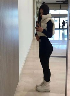 Sofia - escort in Muscat Photo 4 of 4