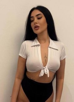 Sofia - escort in Al Manama Photo 9 of 17