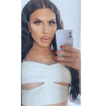 Sofia Lips - Transsexual escort in Manchester