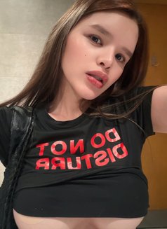 Sofia Anne - escort in Makati City Photo 3 of 5