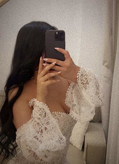 Sofia - escort in Cairo Photo 4 of 5