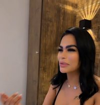 Sofรญa New and her friends - escort in Singapore