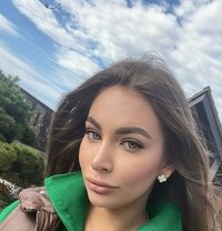 Sofia - puta in Bangkok Photo 6 of 8