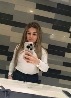 Sofia shemale Vıp have poppers - Transsexual escort in İstanbul Photo 16 of 19