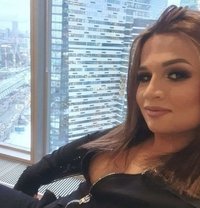Sofia have big dick and popers - Transsexual escort in İstanbul Photo 11 of 14
