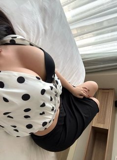 Sofia - escort in Dubai Photo 5 of 7