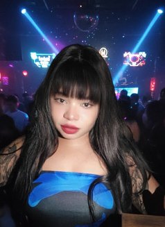 Sofia - masseuse in Abu Dhabi Photo 2 of 5