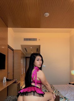 SoFiA - escort in Riyadh Photo 5 of 7