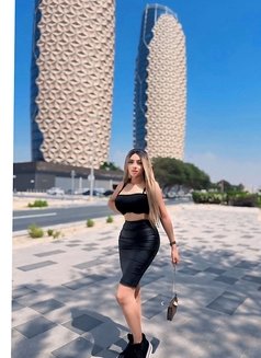 Sofia 600aed /1hour 400aed/ halftime - escort in Abu Dhabi Photo 2 of 9